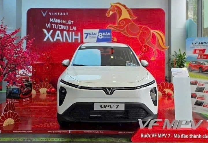 VinFast MPV7